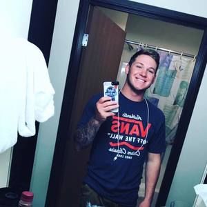 Meet your Posher, Robbie